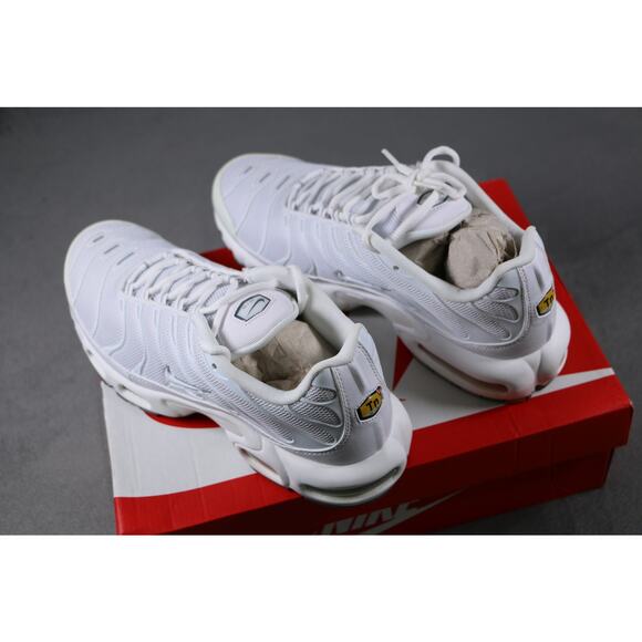 Nike Air Max Plus TN Shoes Mens 9.5 White Black Cool Grey 604133-139 Tuned Air main image 13